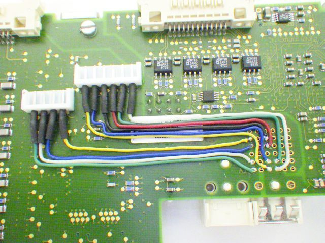 既存の基板へのリード線電線の追加による改造